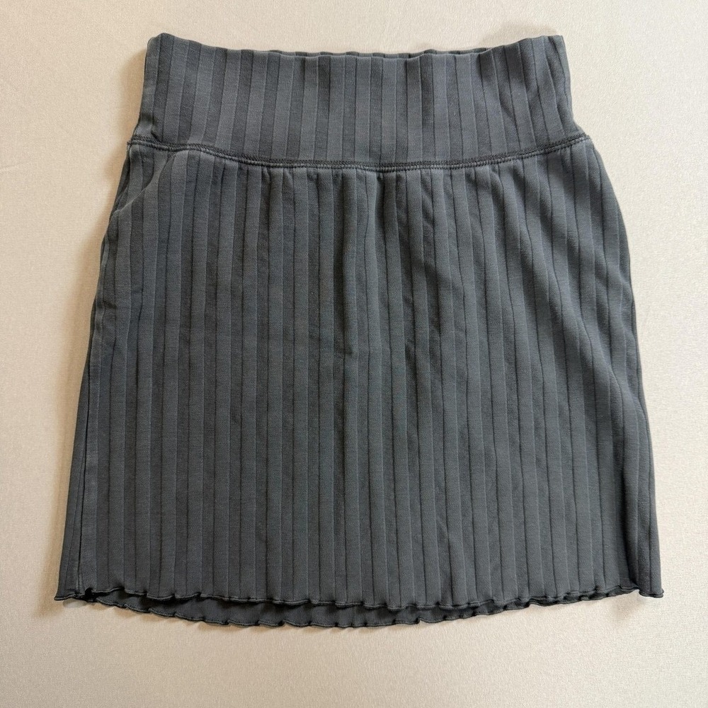 Offline By Aerie Skirt Womens XS Gray Ribbed Mini High Waist Casual Athleisure‎